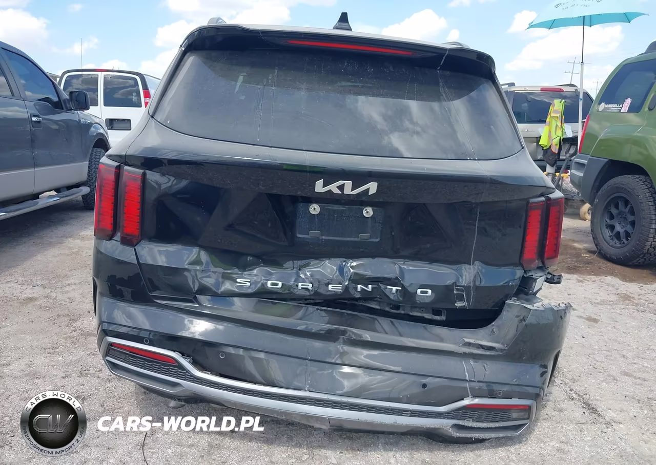 2022 Kia Sorento S VIN:5XYRL4LC6NG161711 - 16