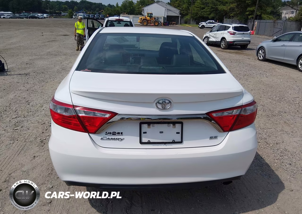2017 Toyota Camry Se VIN:4T1BF1FK2HU779438 - 16