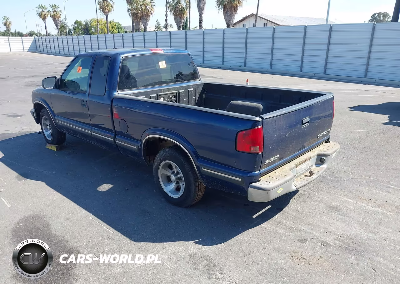 1999 Chevrolet S-10 Ls VIN:1GCCS1941X8132540 - 3