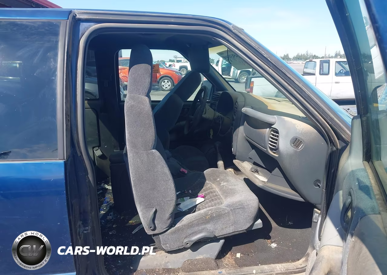 1999 Chevrolet S-10 Ls VIN:1GCCS1941X8132540 - 5