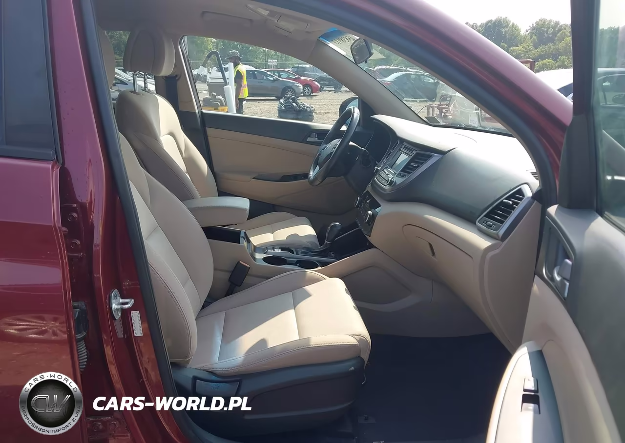 2017 Hyundai Tucson Sport VIN:KM8J3CA23HU368654 - 5