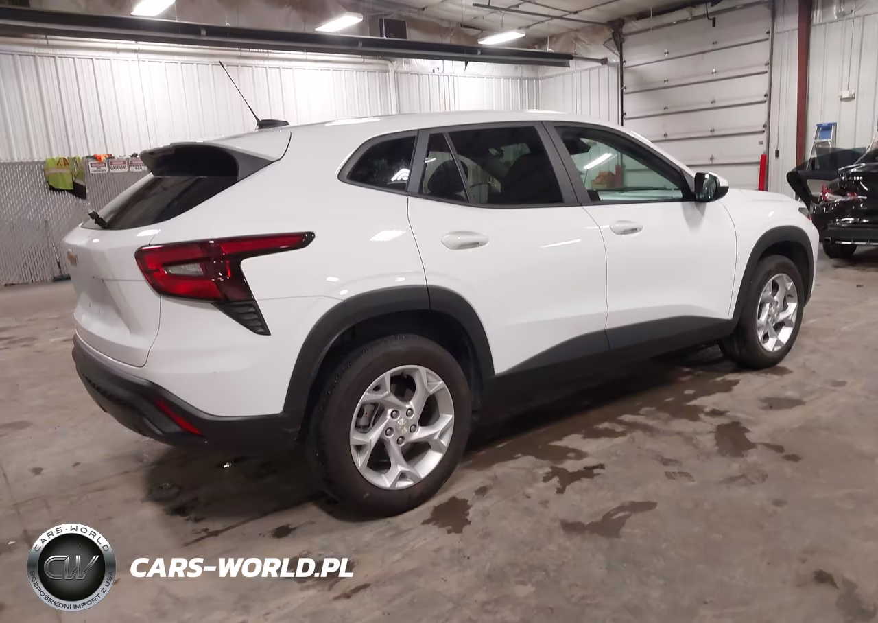 2026 Chevrolet Trax Fwd Ls VIN:KL77LFEP7TC028232 - 4