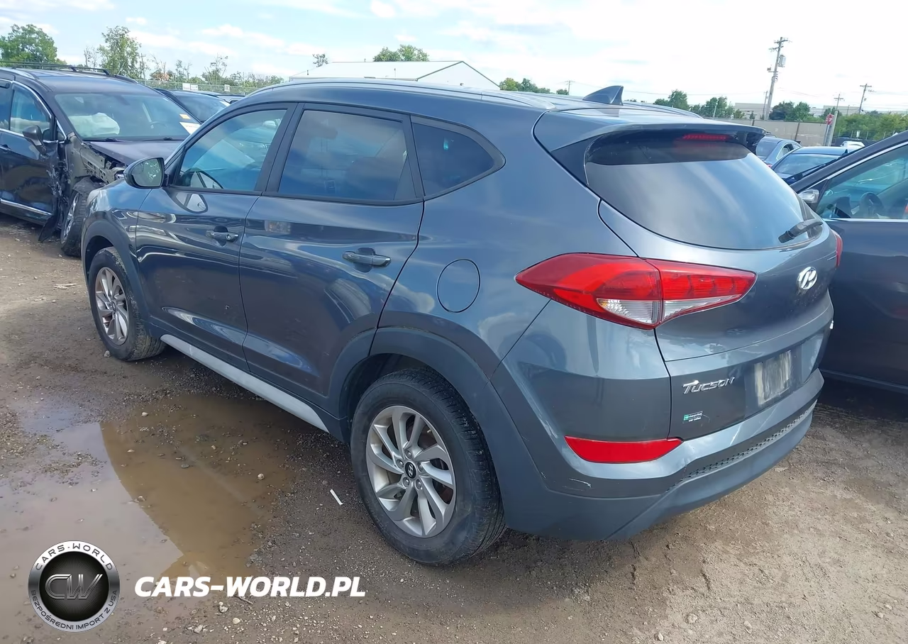 2018 Hyundai Tucson Sel VIN:KM8J3CA40JU597302 - 3