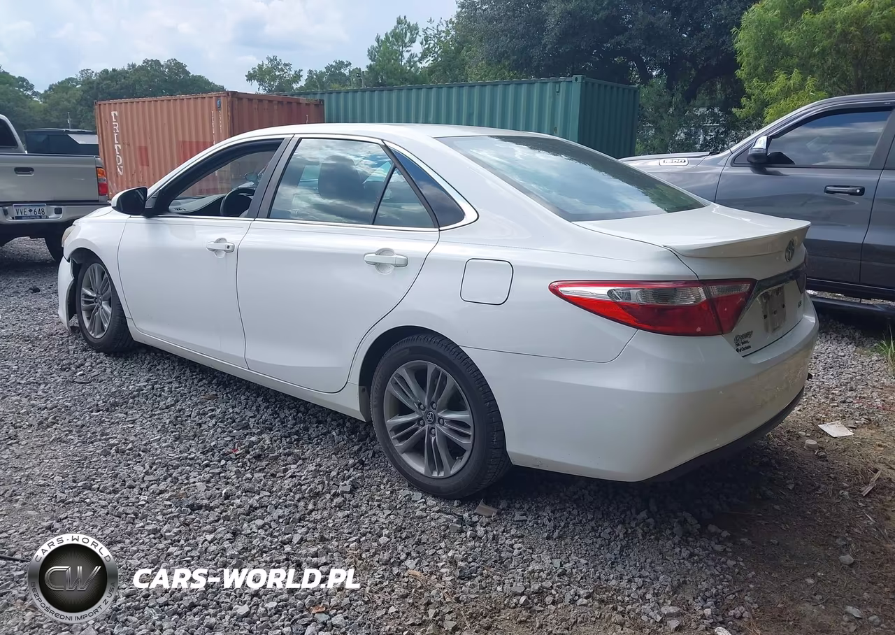 2017 Toyota Camry Se VIN:4T1BF1FK6HU282103 - 3