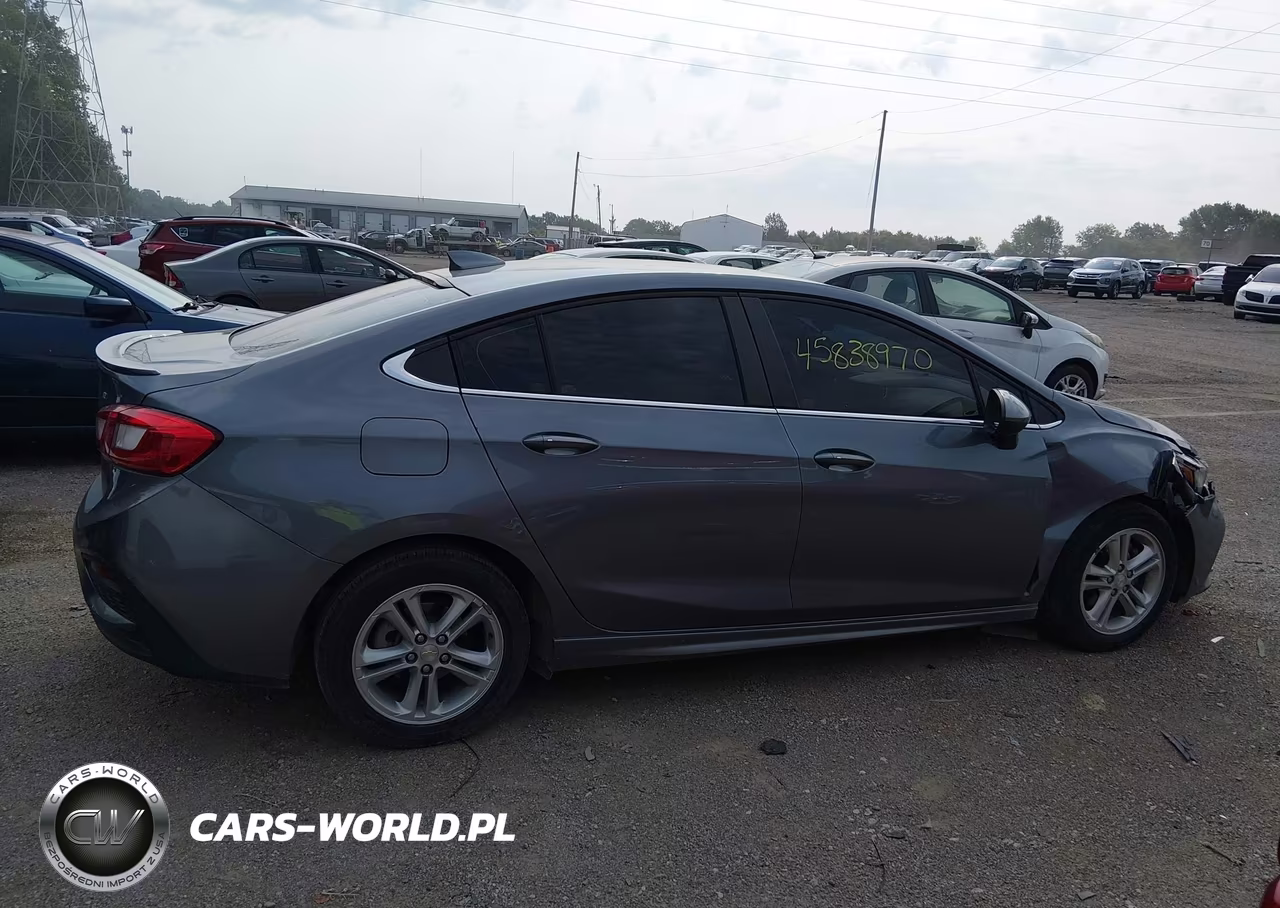2018 Chevrolet Cruze Lt Auto VIN:1G1BE5SM1J7149946 - 13