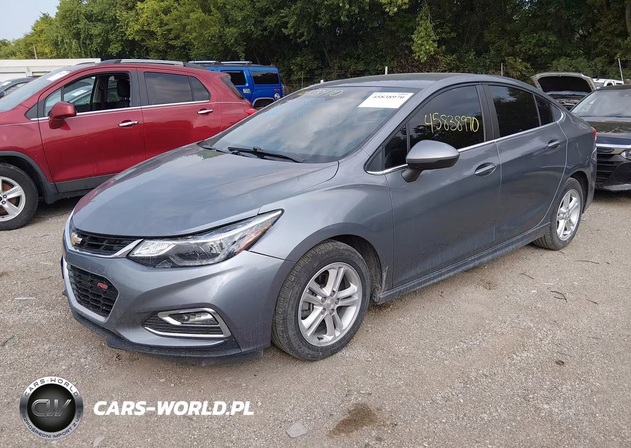 2018 Chevrolet Cruze Lt Auto VIN:1G1BE5SM1J7149946 - 2