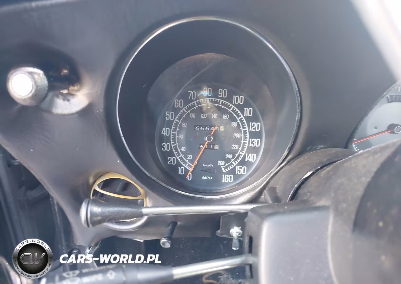 1977 Chevrolet Corvette VIN:1Z37L7S433462 - 7