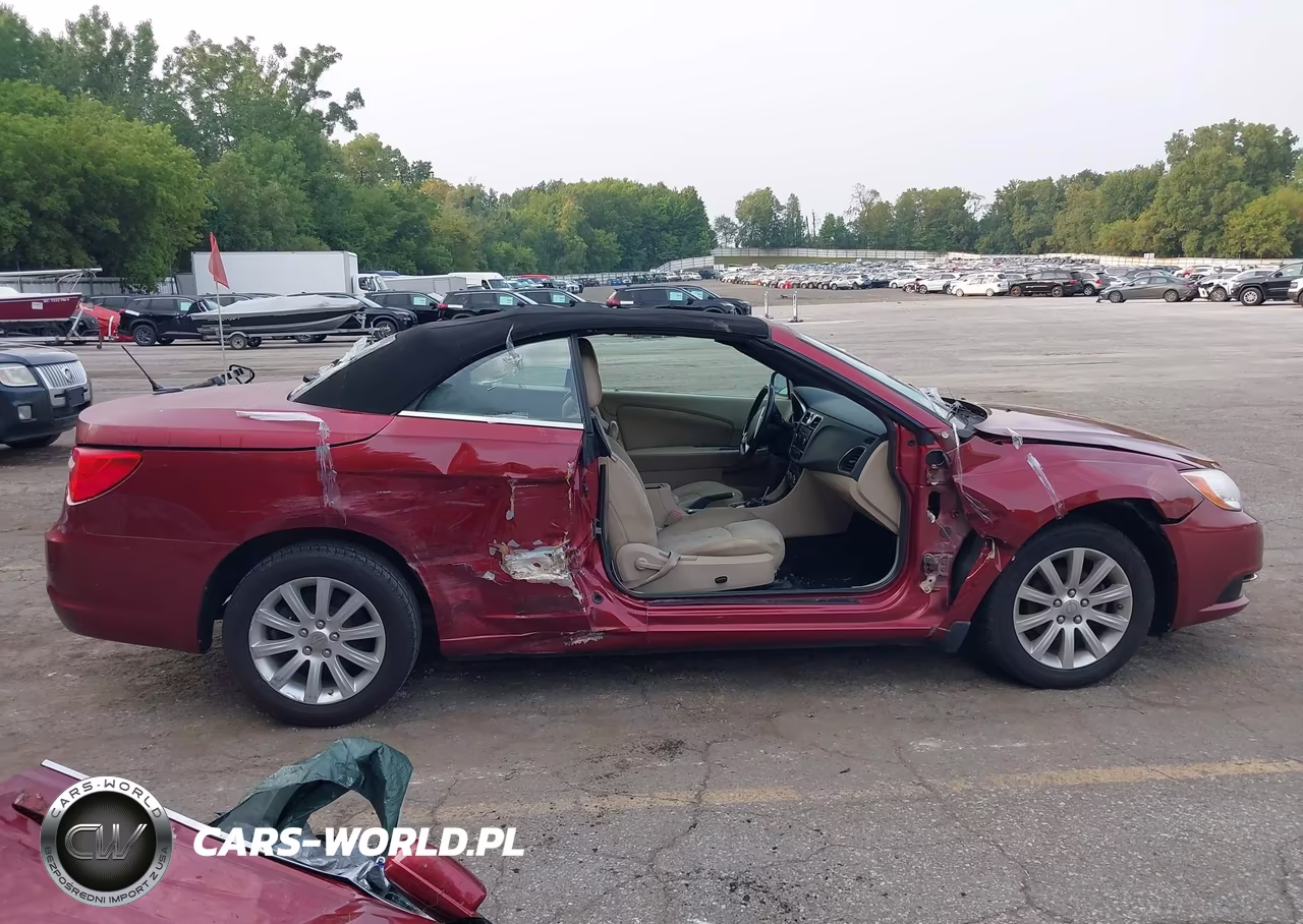 2012 Chrysler 200 Touring VIN:1C3BCBEB2CN123753 - 13