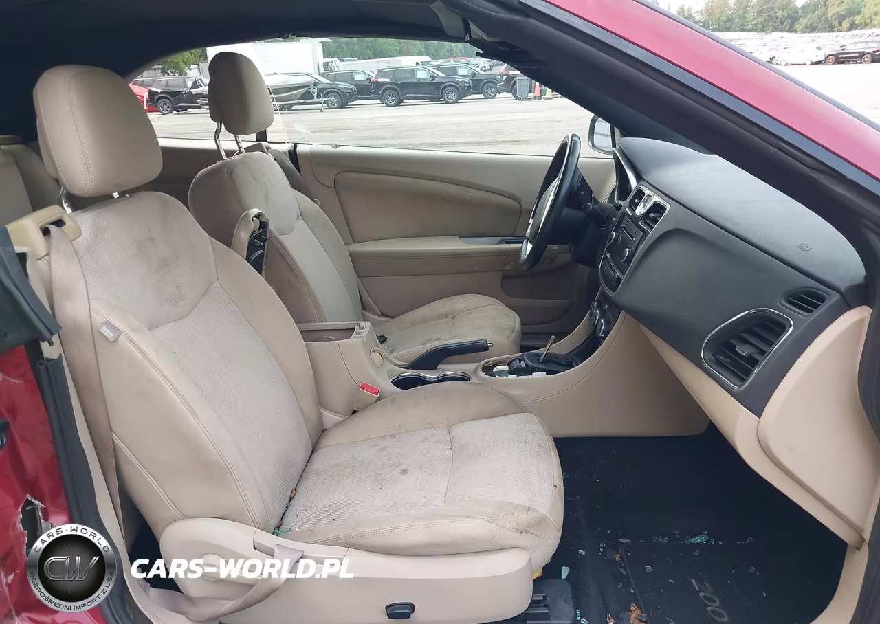 2012 Chrysler 200 Touring VIN:1C3BCBEB2CN123753 - 5