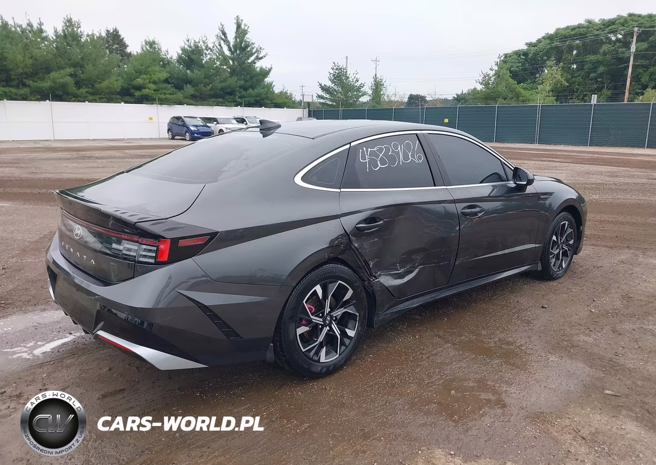 2025 Hyundai Sonata Sel VIN:KMHL64JA5SA465781 - 4