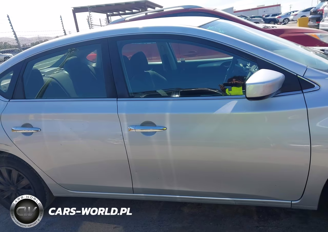 2019 Nissan Sentra S VIN:3N1AB7AP9KY262677 - 13