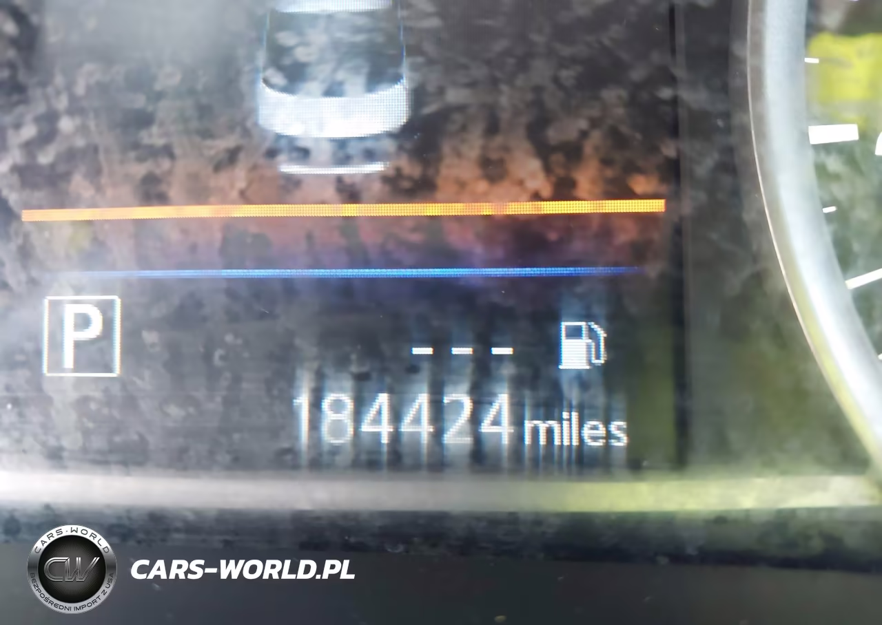 2019 Nissan Sentra S VIN:3N1AB7AP9KY262677 - 15