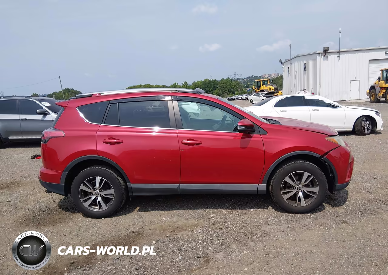 2017 Toyota Rav4 Xle VIN:2T3RFREV2HW563203 - 13