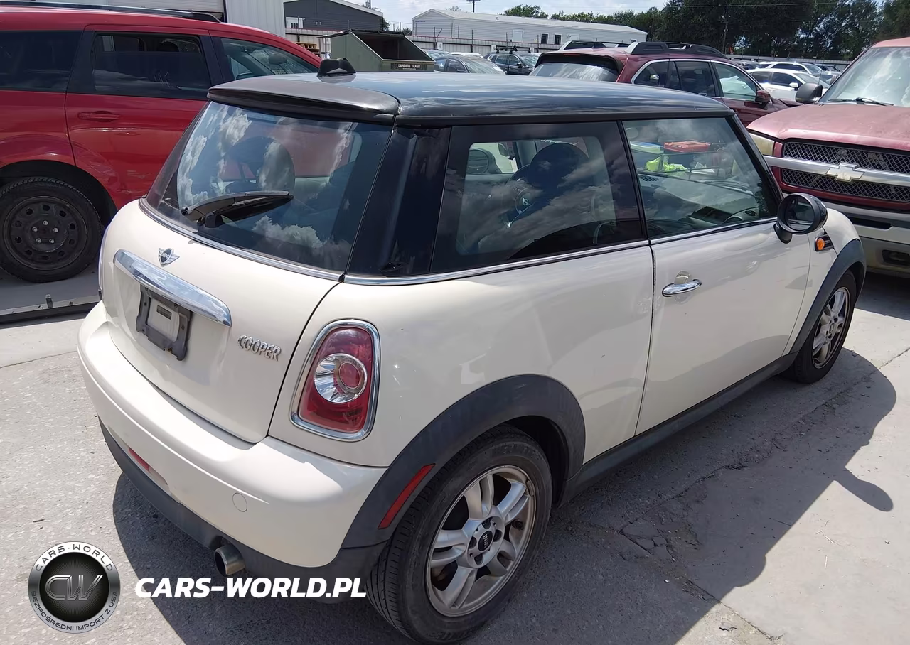 2013 Mini Hardtop Cooper VIN:WMWSU3C53DT544824 - 4