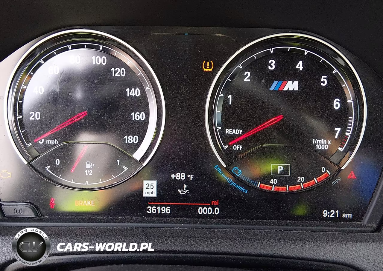 2018 BMW M2 VIN:WBS1J5C55JVD36085 - 7