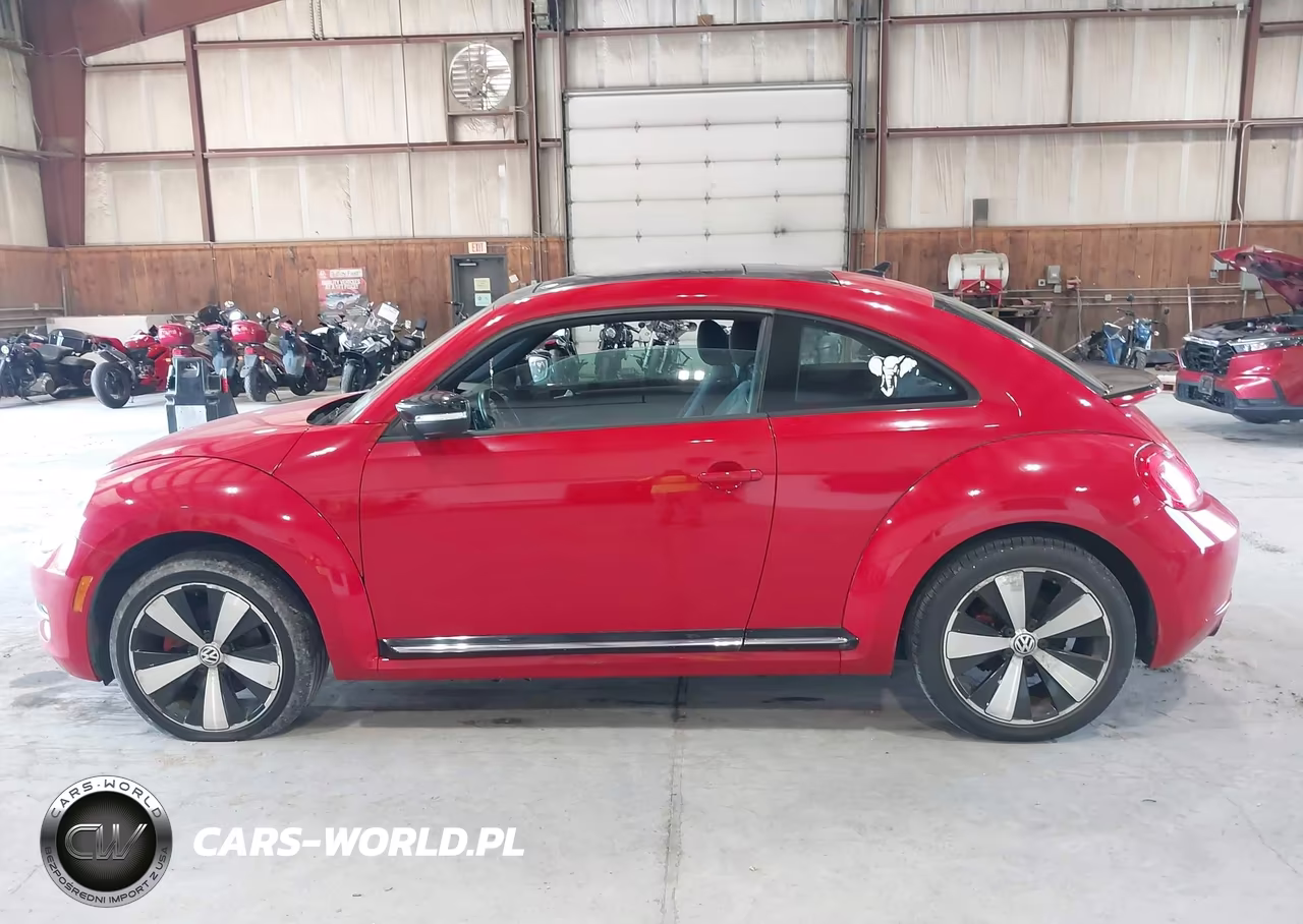2013 Volkswagen Beetle 2.0T Turbo VIN:3VWVA7AT6DM609520 - 14