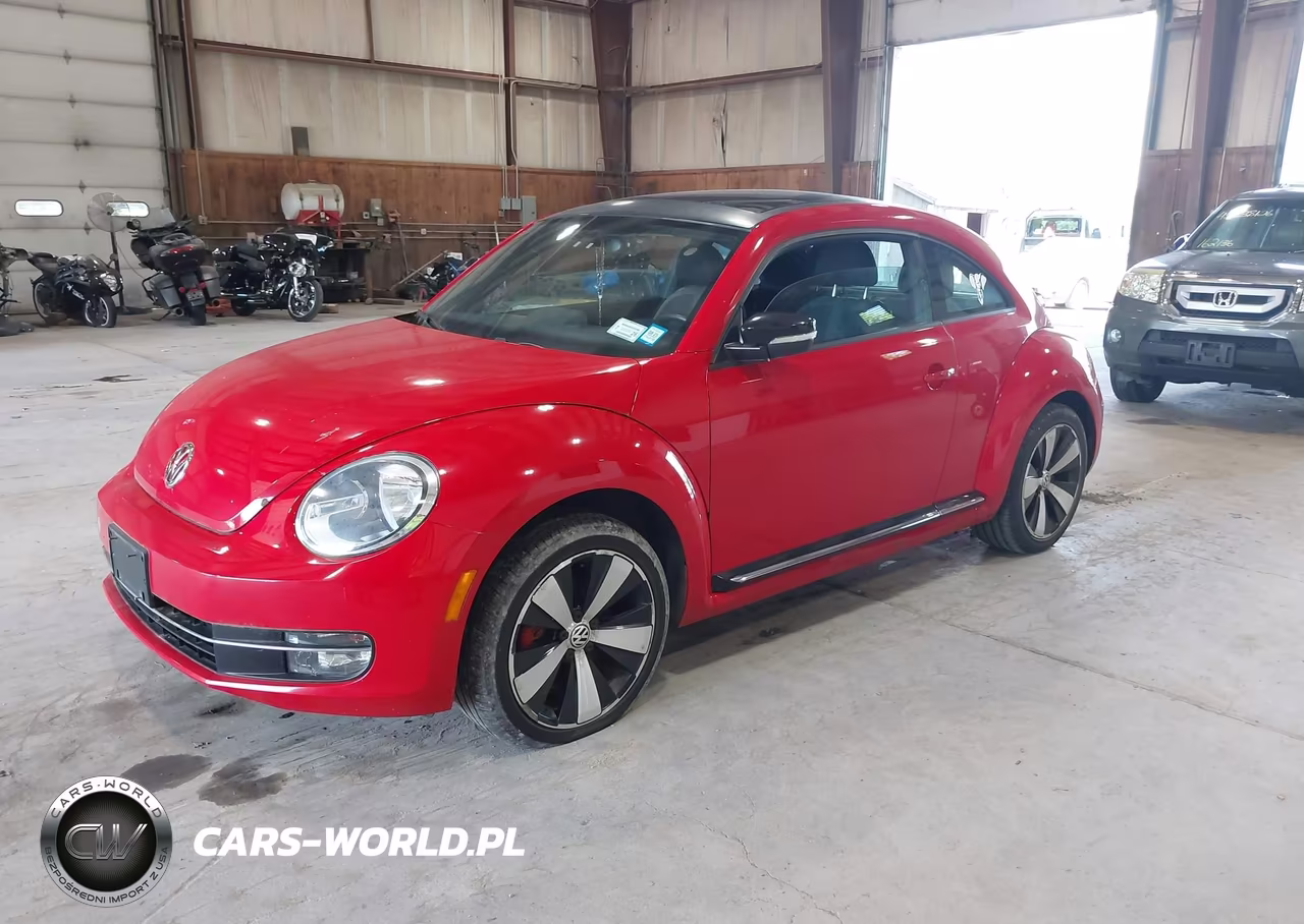 2013 Volkswagen Beetle 2.0T Turbo VIN:3VWVA7AT6DM609520 - 2
