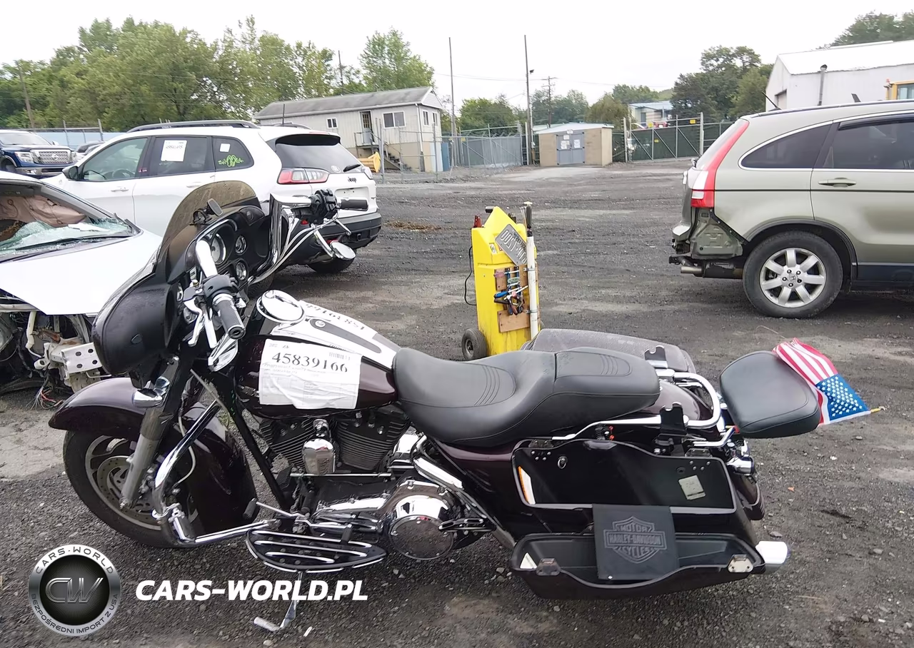 2007 Harley-Davidson Flhx VIN:1HD1KB4197Y612608 - 13