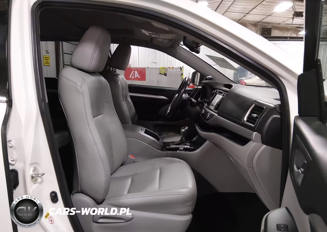 2015 Toyota Highlander Xle V6 VIN:5TDJKRFH3FS177762 - 5