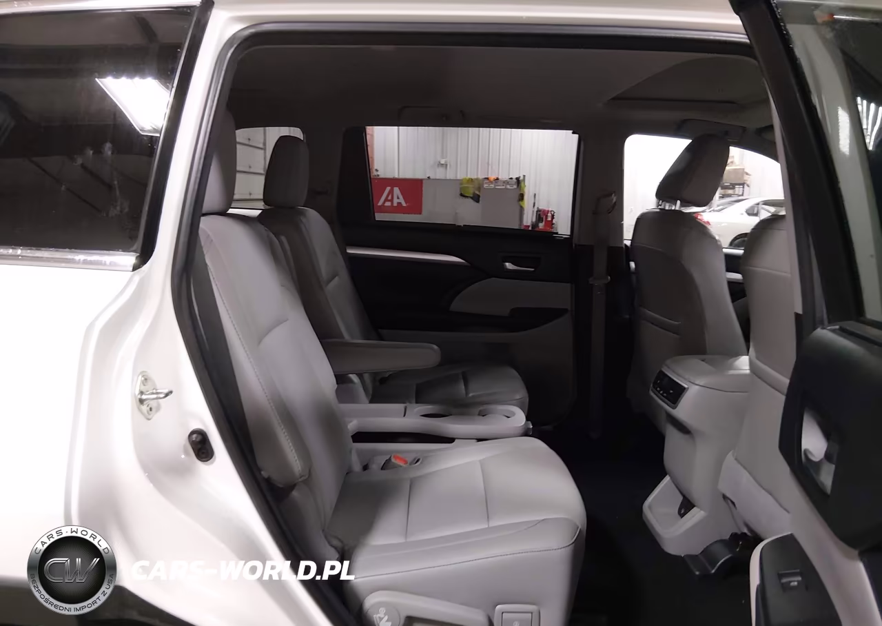 2015 Toyota Highlander Xle V6 VIN:5TDJKRFH3FS177762 - 8