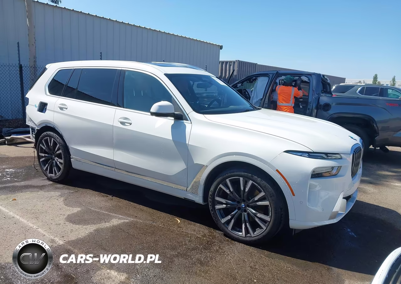 2023 BMW X7 xDrive40I VIN:5UX23EM08P9R88558 - 1