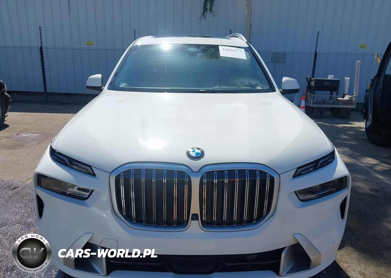 2023 BMW X7 xDrive40I VIN:5UX23EM08P9R88558 - 13