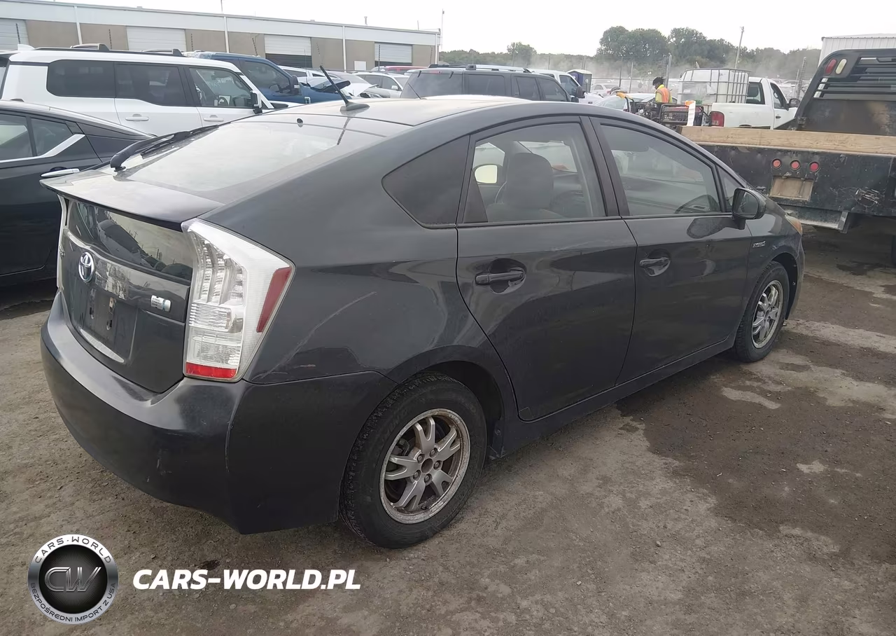 2010 Toyota Prius Ii VIN:JTDKN3DU0A0133657 - 4