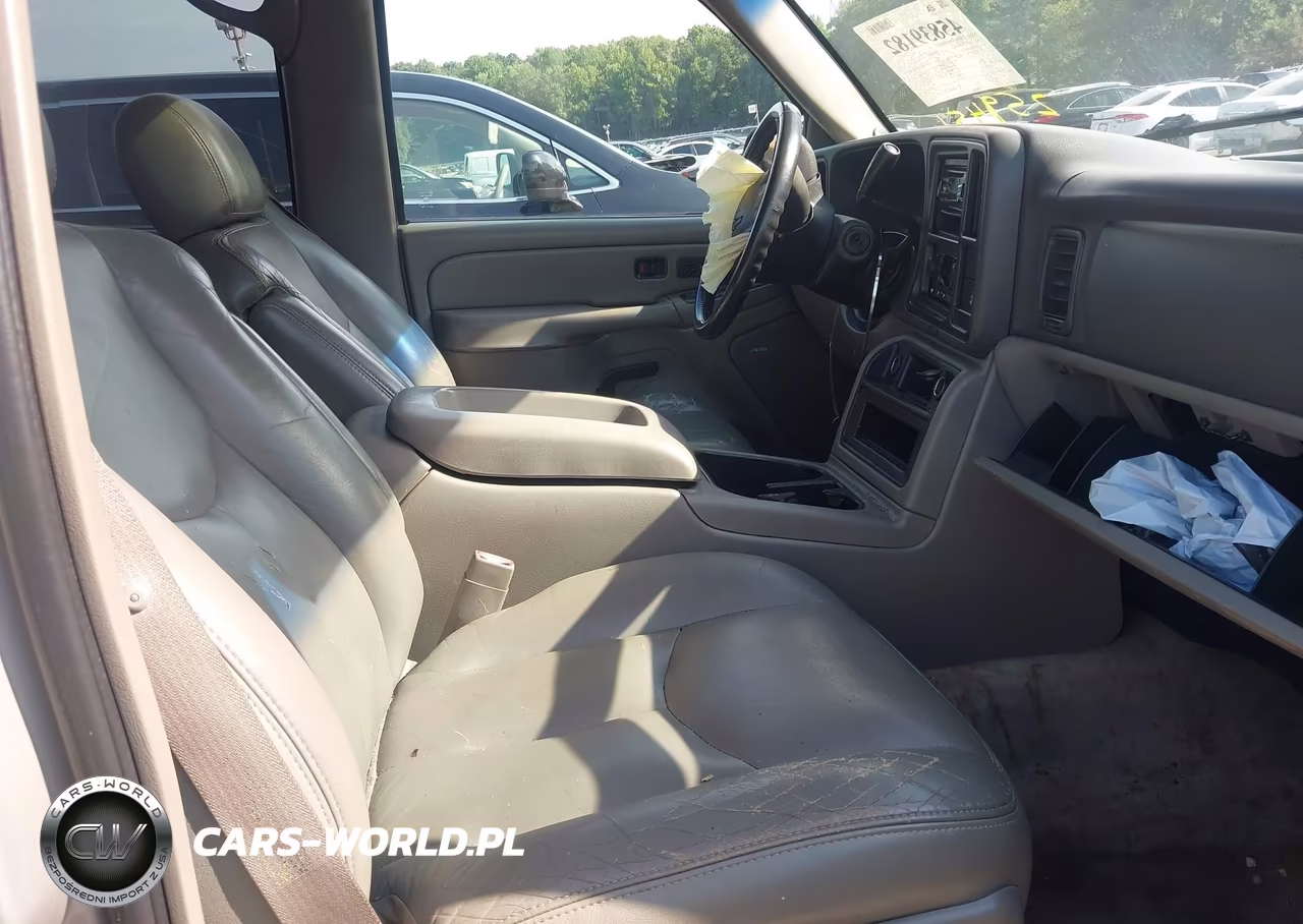 2004 Chevrolet Tahoe Lt VIN:1GNEC13Z24R259451 - 5