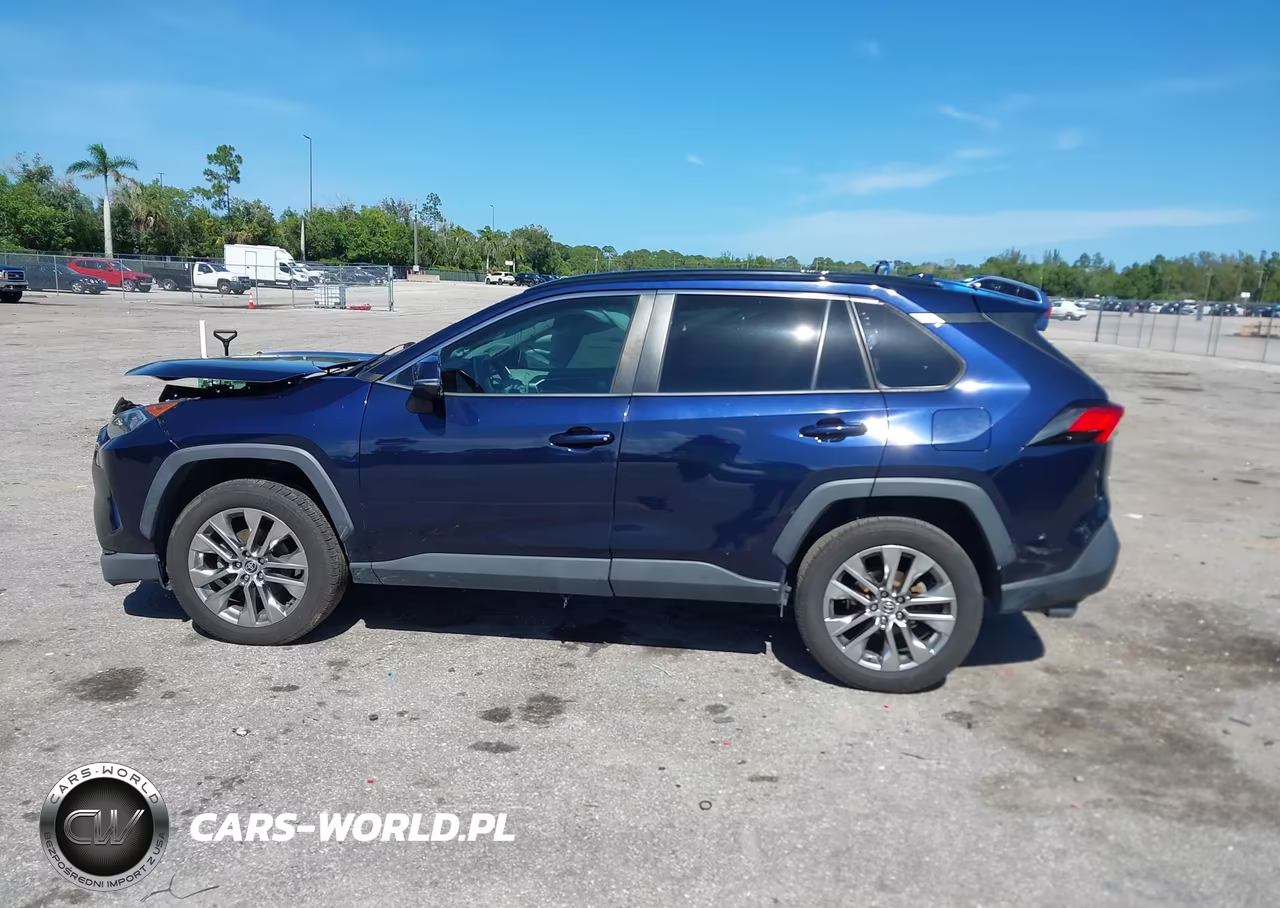 2021 Toyota Rav4 Xle Premium VIN:2T3C1RFV4MW158201 - 15