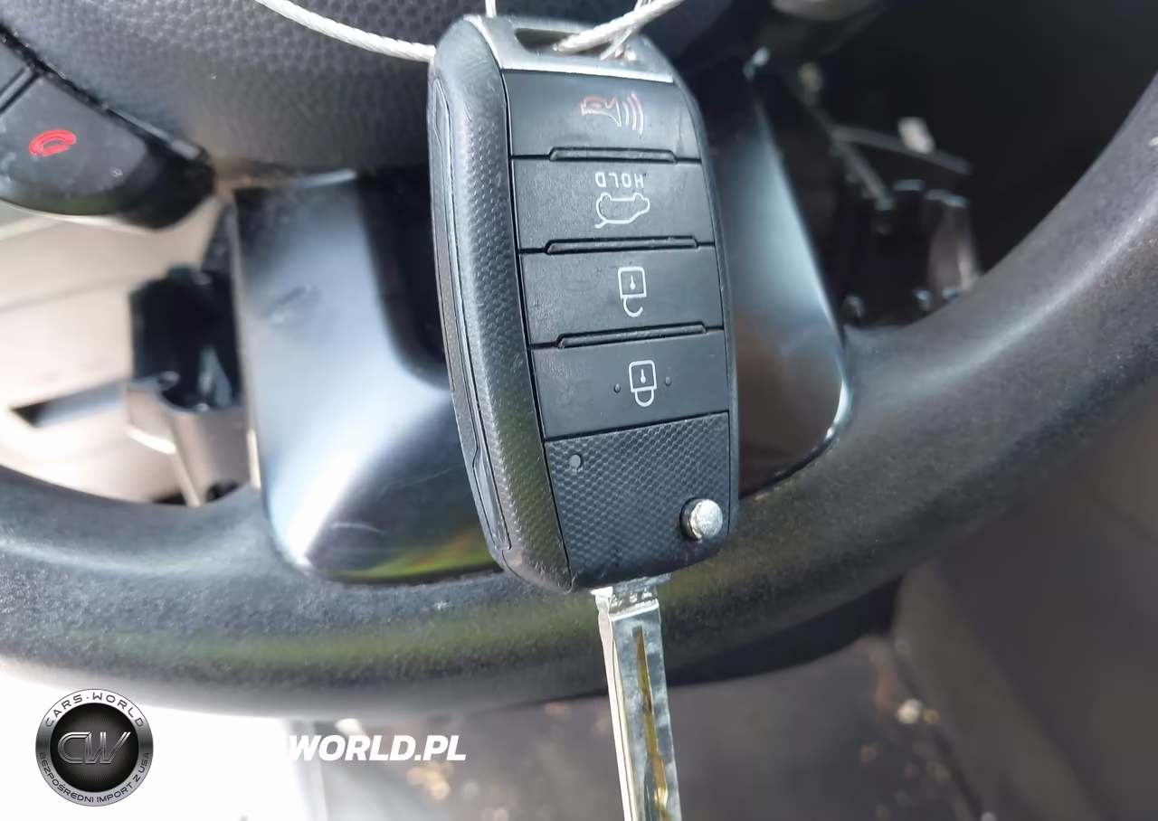 2016 Kia Soul VIN:KNDJN2A25G7363025 - 11