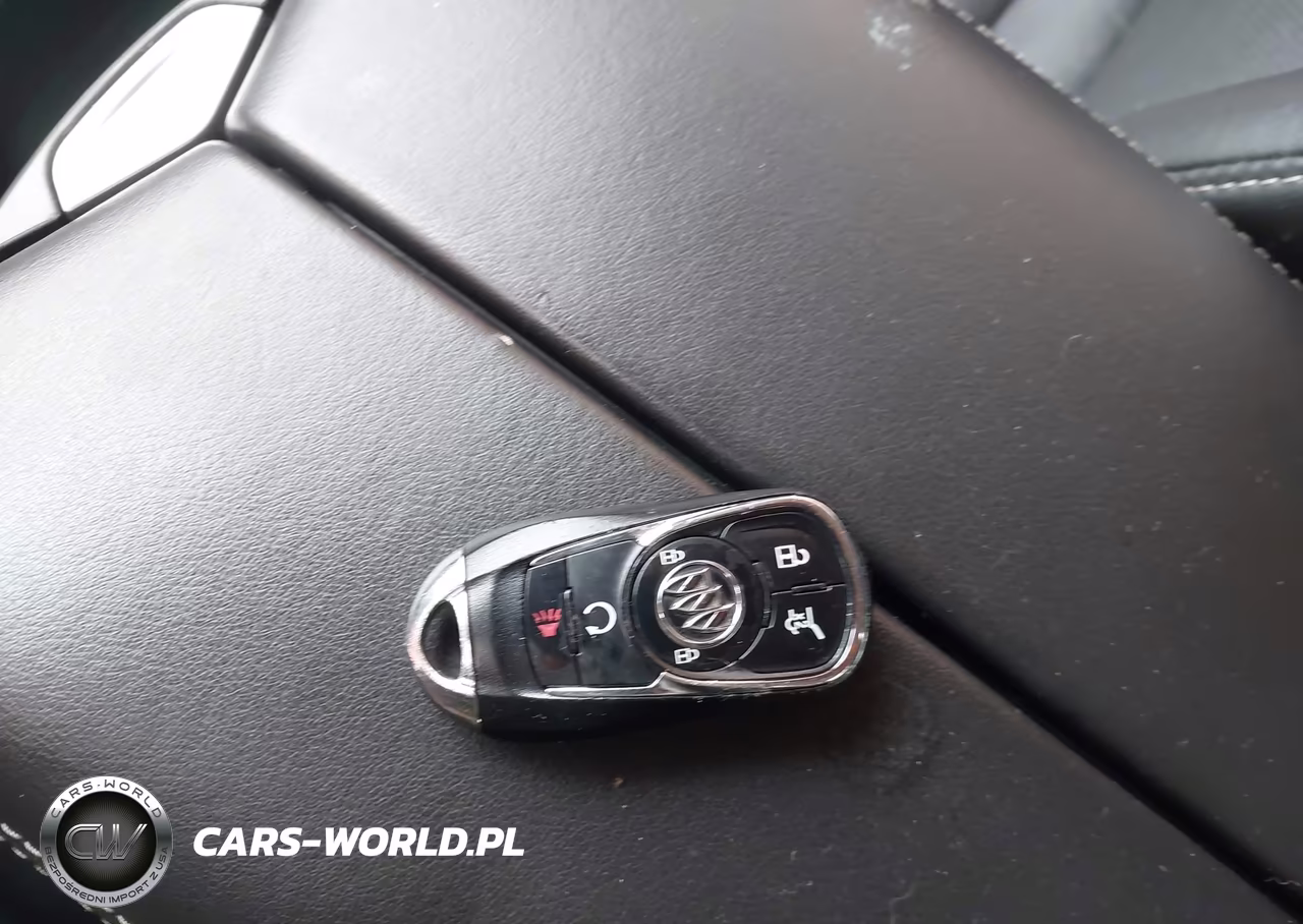2017 Buick Envision Essence VIN:LRBFXDSAXHD044240 - 11