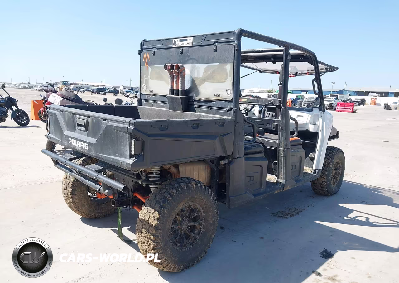 2015 Polaris Ranger VIN:3NSRUE875FG880240 - 3