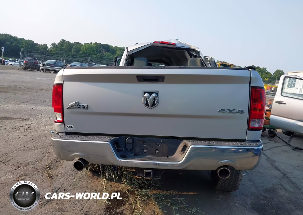 2015 Ram 1500 Big Horn VIN:1C6RR7GT3FS640696 - 15