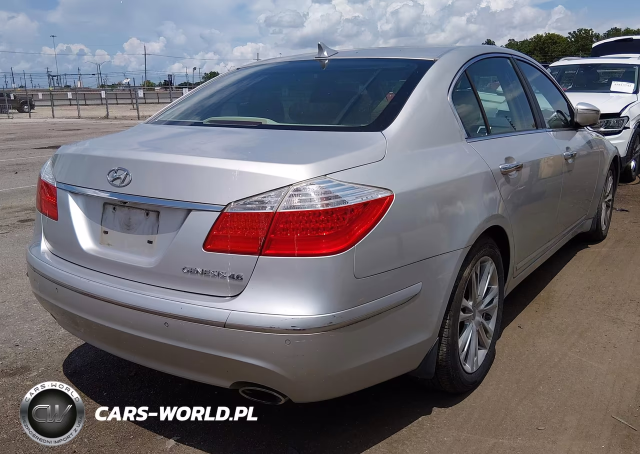 2011 Hyundai Genesis 4.6 VIN:KMHGC4DF8BU125430 - 4