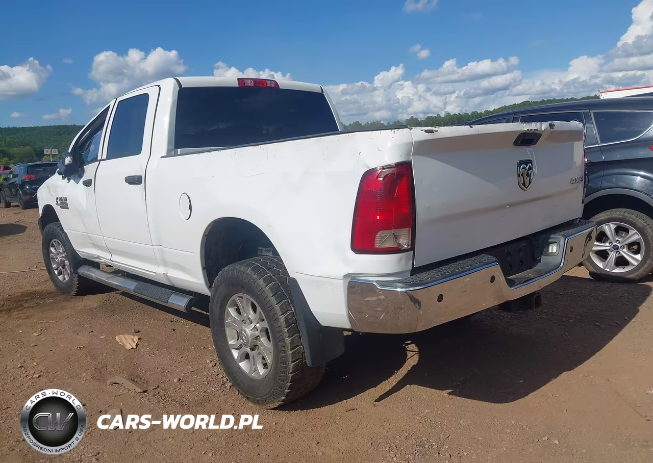2016 Ram 2500 Tradesman VIN:3C6UR5CL0GG141982 - 3