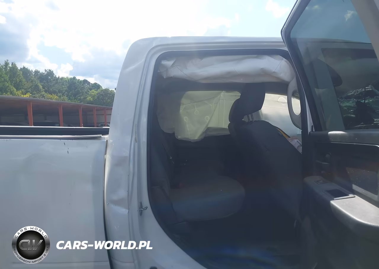 2016 Ram 2500 Tradesman VIN:3C6UR5CL0GG141982 - 8