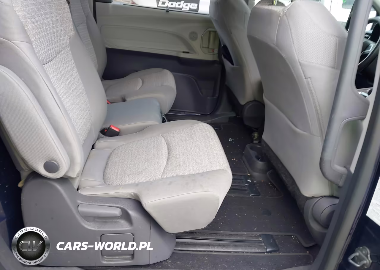2021 Toyota Sienna Le VIN:5TDBRKEC4MS032420 - 8