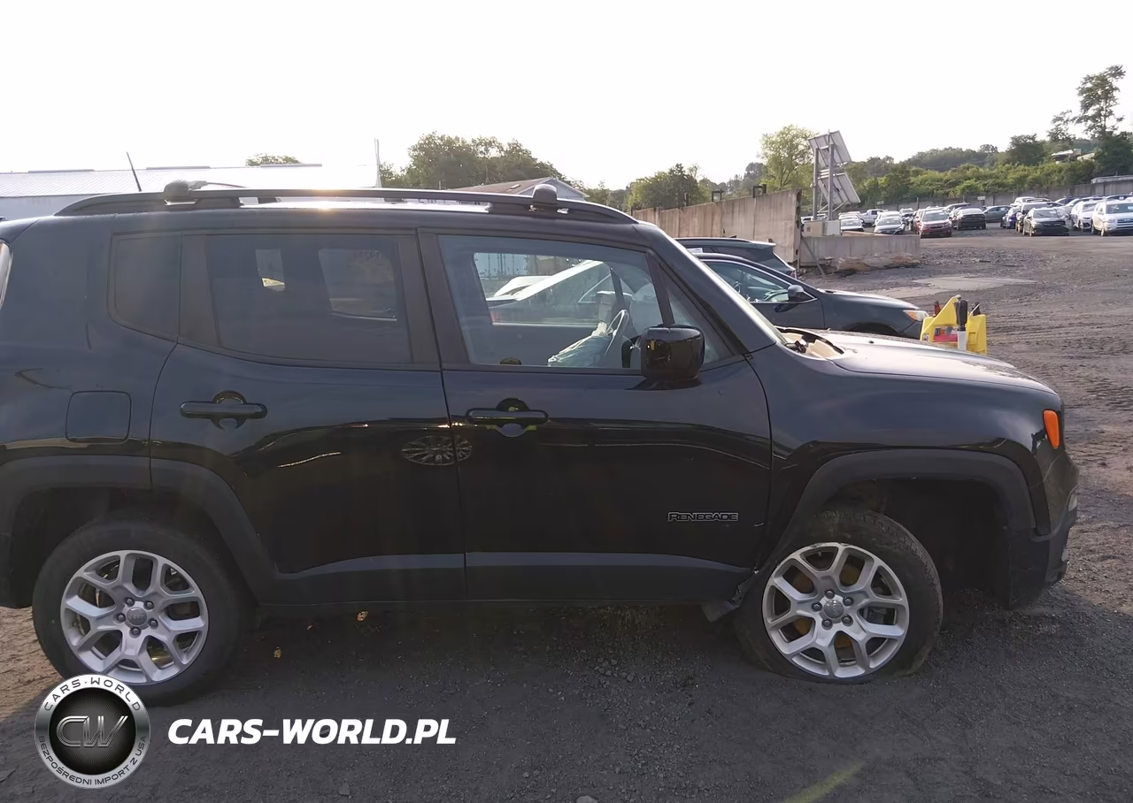 2018 Jeep Renegade Latitude 4X4 VIN:ZACCJBBB5JPG84110 - 13