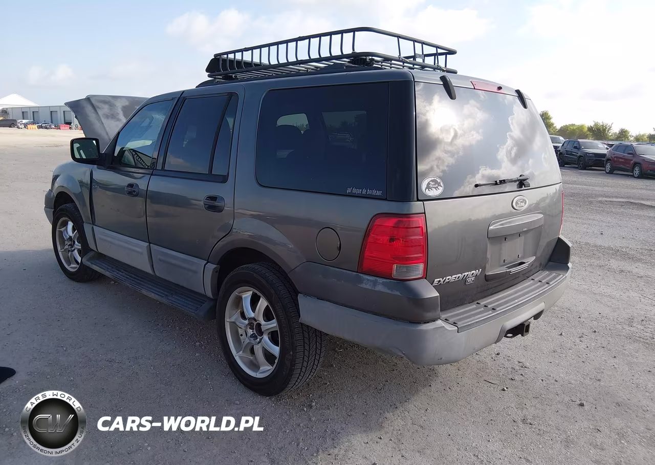 2003 Ford Expedition Xlt VIN:1FMFU15L63LA85707 - 3