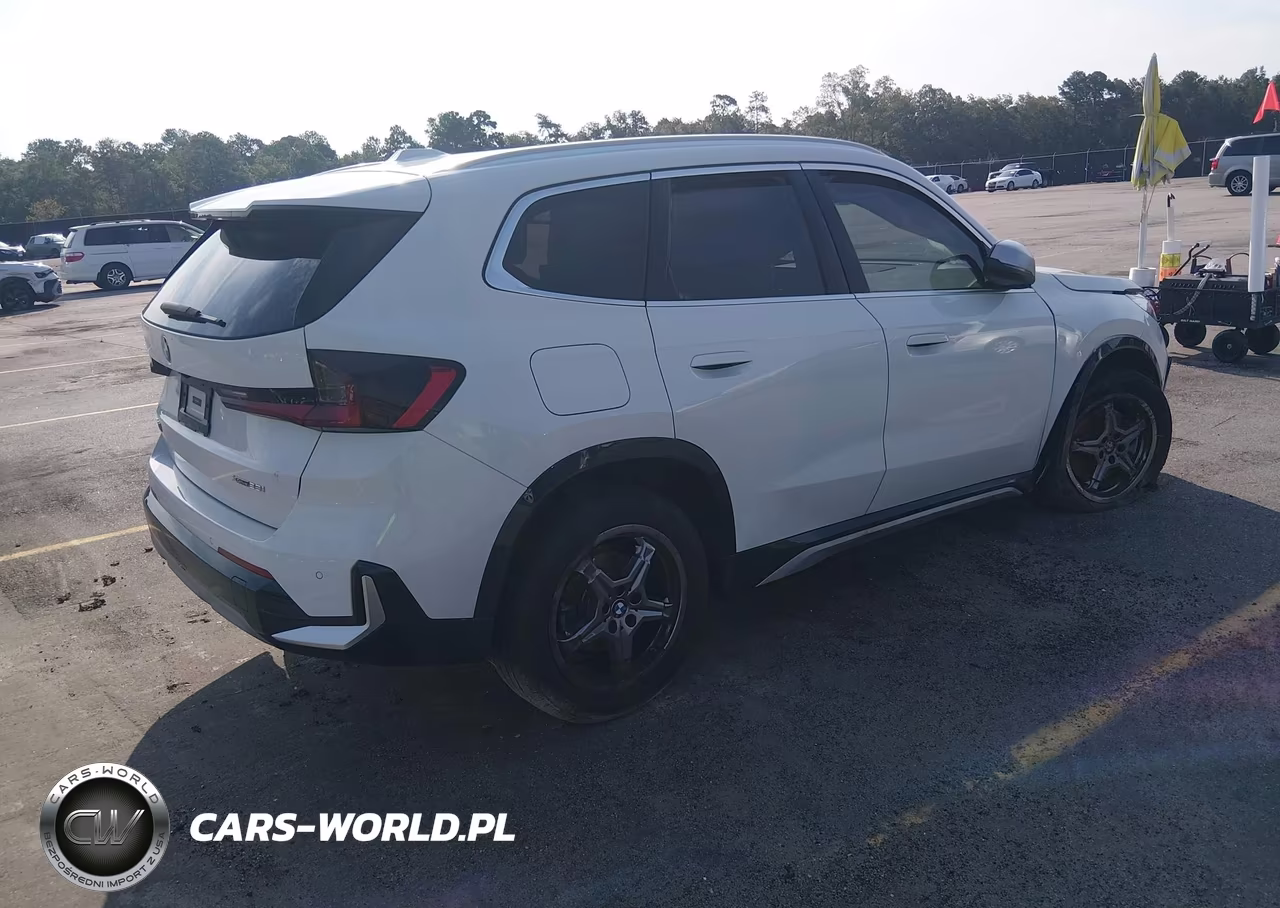 2024 BMW X1 xDrive28I VIN:WBX73EF07R5Y58885 - 4