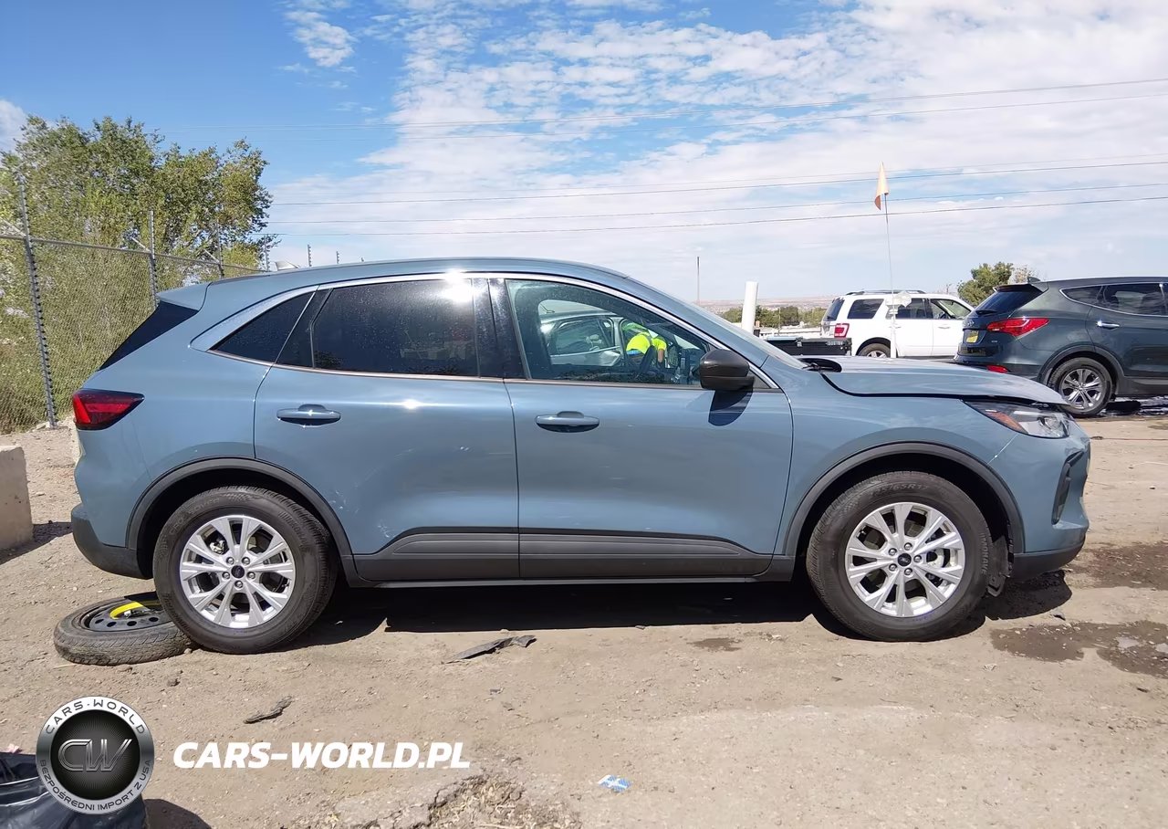 2023 Ford Escape Active VIN:1FMCU0GN3PUA41675 - 13