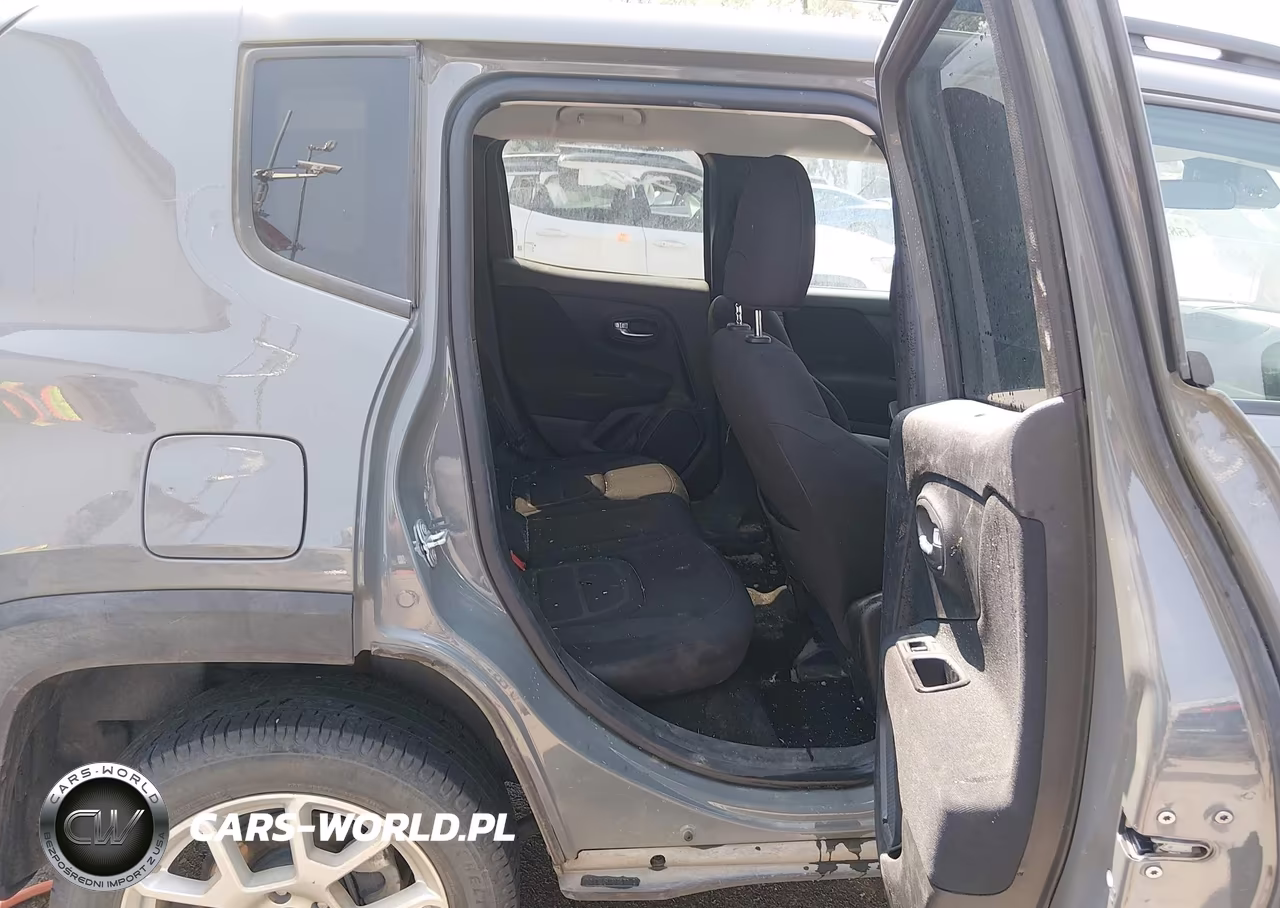 2021 Jeep Renegade Latitude 4X4 VIN:ZACNJDBB4MPN33796 - 8