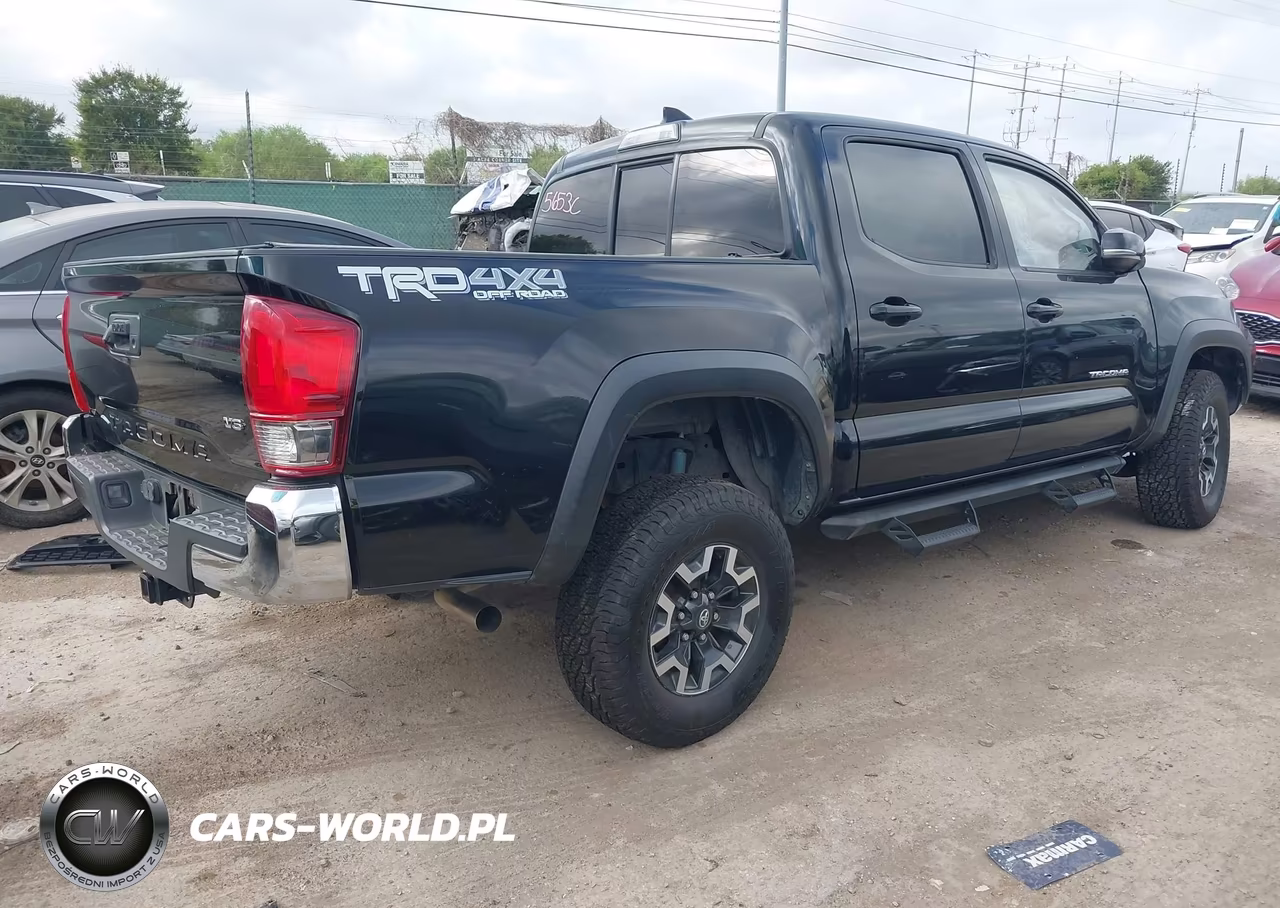 2016 Toyota Tacoma Trd Off Road VIN:5TFCZ5AN3GX031173 - 4