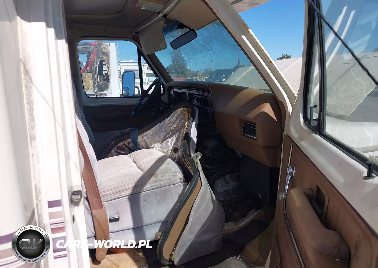 1989 Ford Econoline E350 Cutaway Van VIN:1FDKE30G3KHA52618 - 5