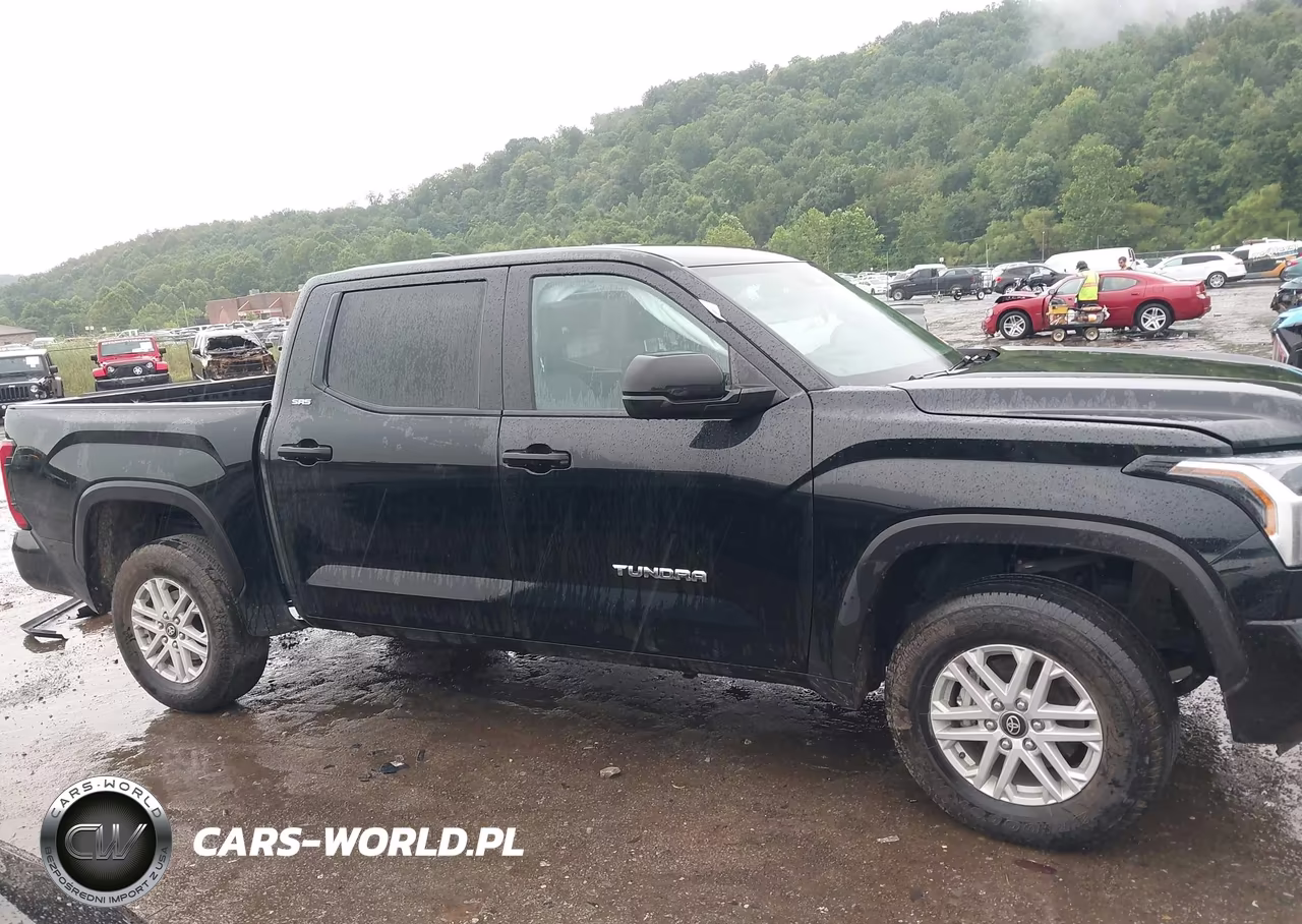 2025 Toyota Tundra Sr5 VIN:5TFLA5DB2SX286088 - 14