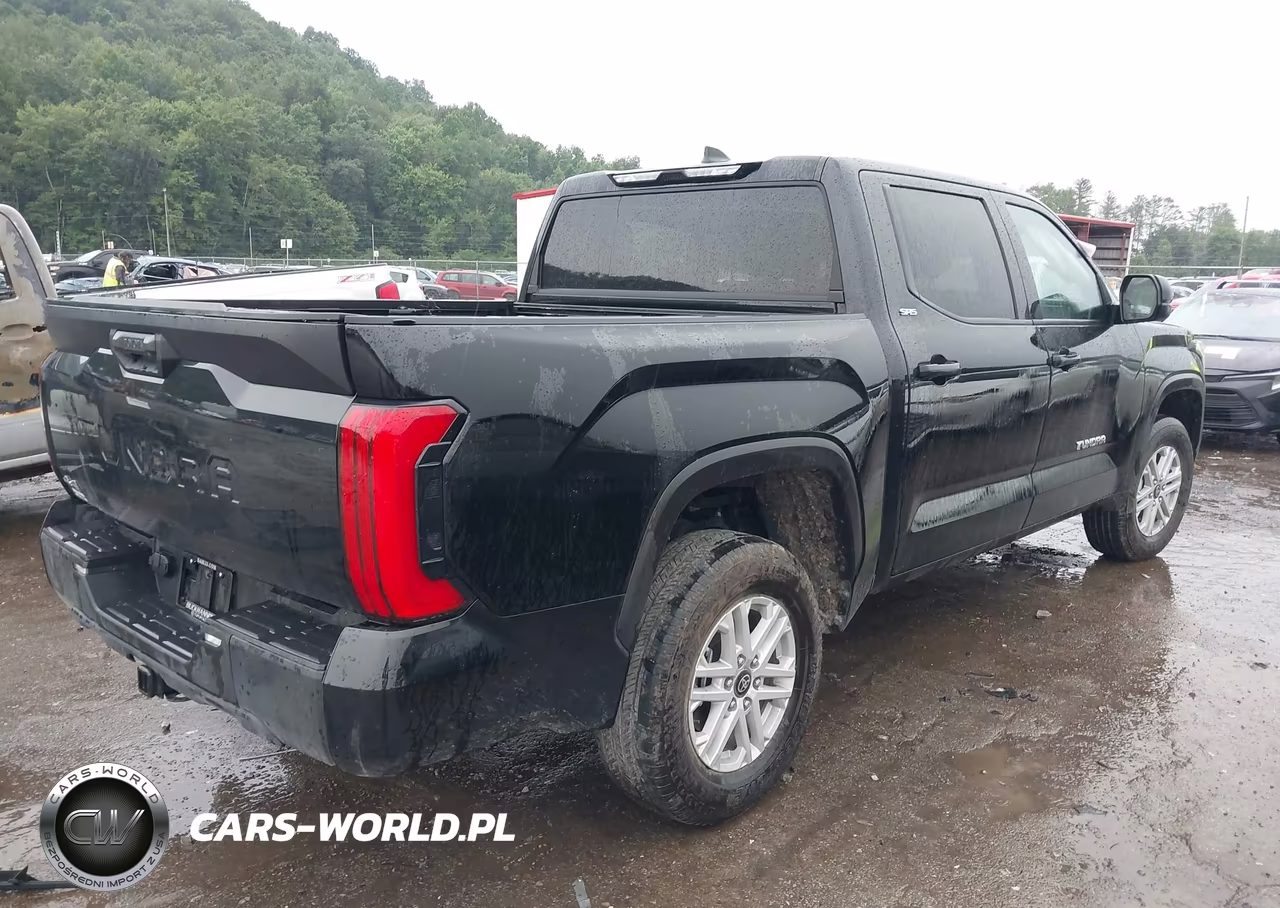 2025 Toyota Tundra Sr5 VIN:5TFLA5DB2SX286088 - 4