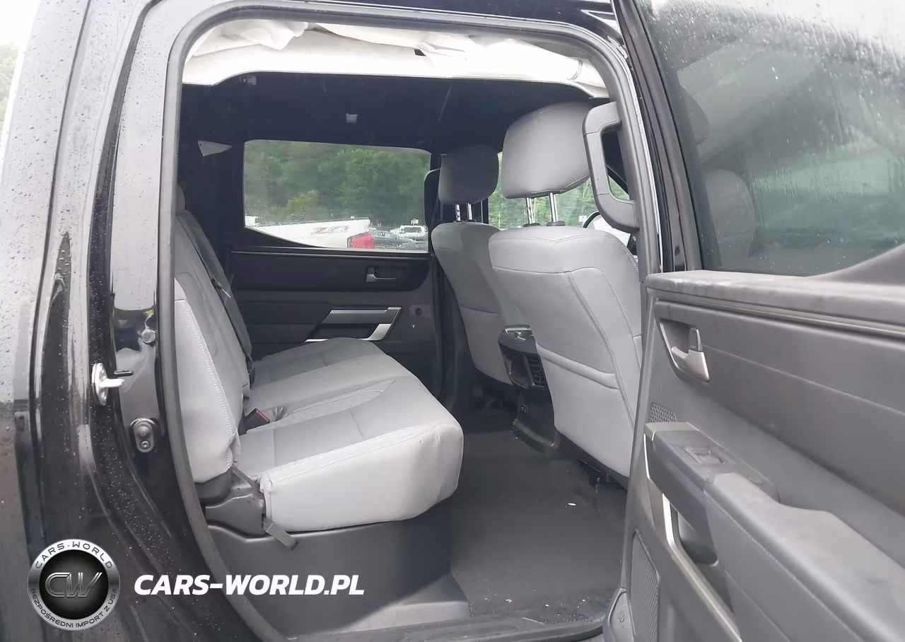 2025 Toyota Tundra Sr5 VIN:5TFLA5DB2SX286088 - 8