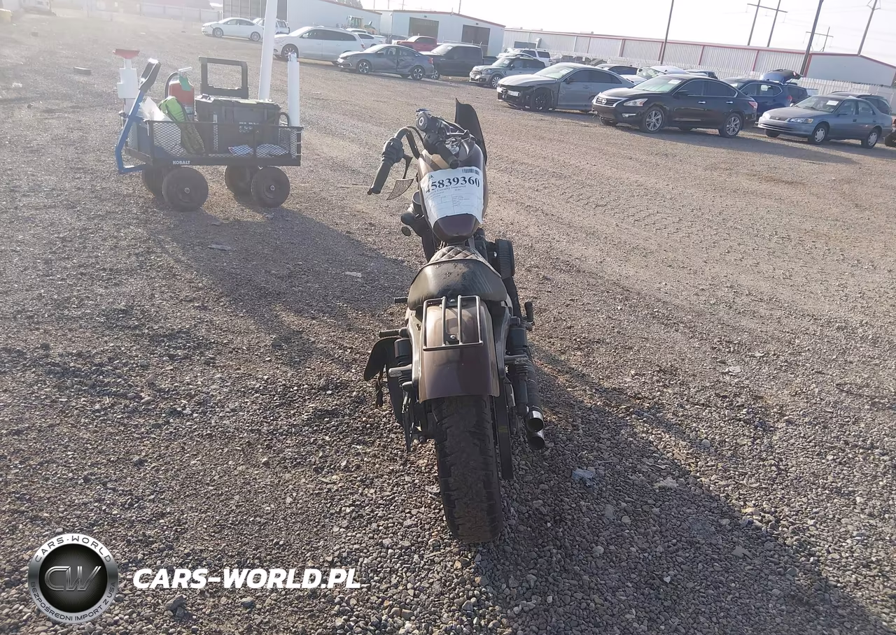 2011 Harley-Davidson Xl883 N VIN:1HD4LE237BC429939 - 6