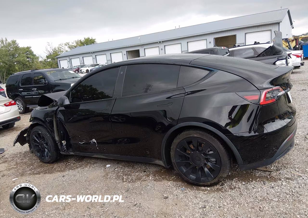 2021 Tesla Model Y Long Range Dual Motor All-Wheel Drive VIN:5YJYGDEE2MF130606 - 15