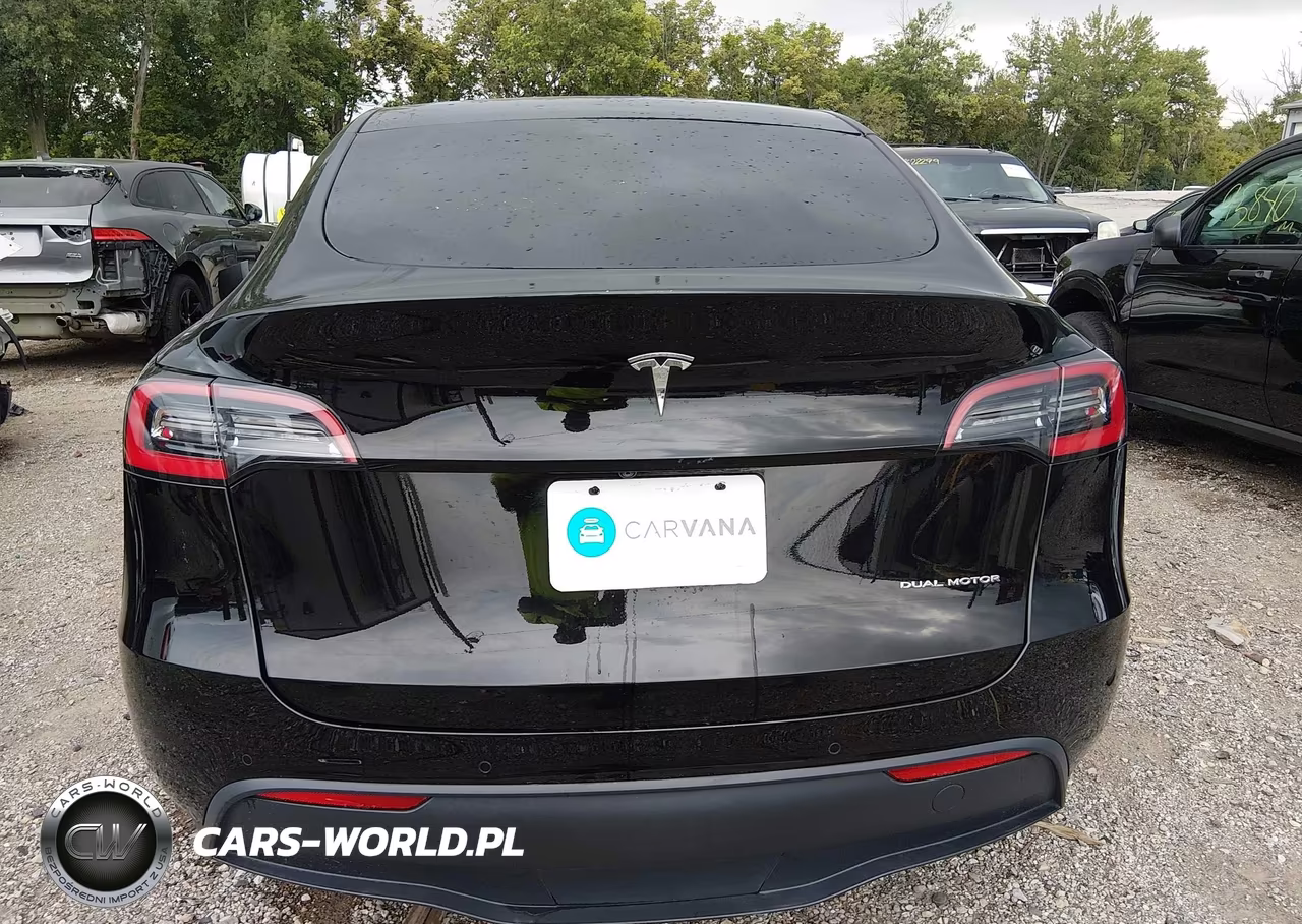 2021 Tesla Model Y Long Range Dual Motor All-Wheel Drive VIN:5YJYGDEE2MF130606 - 17